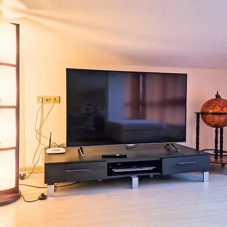 Glazne River View - 2bdr & 2bthr Flat With A View By Flat Mаnager