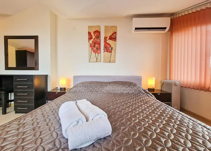 Apartament Glazne River View - 2bdr & 2bthr Flat With A View By Flat Mаnager