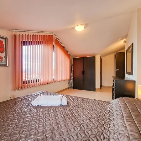 Glazne River View - 2bdr & 2bthr Flat With A View By Flat Mаnager 아파트 반스코