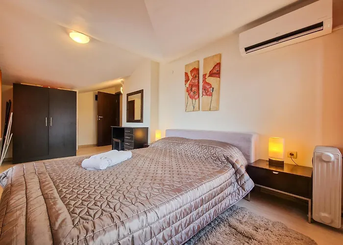 Glazne River View - 2bdr & 2bthr Flat With A View By Flat Mаnager *