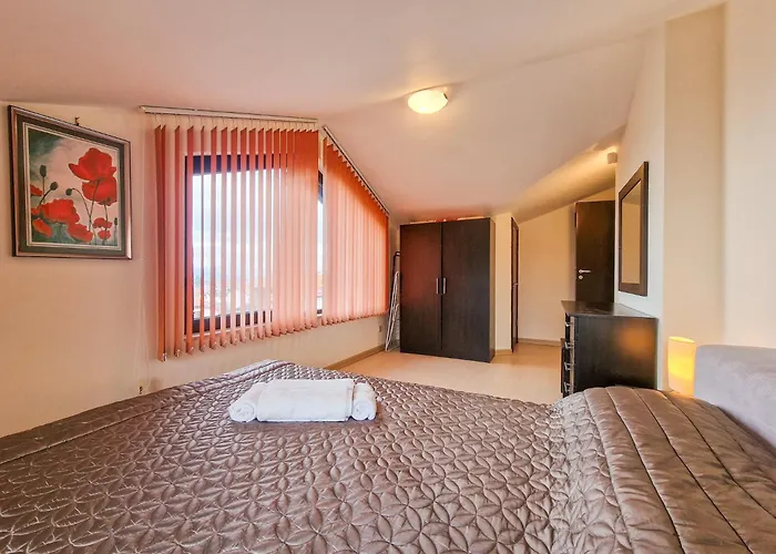 Glazne River View - 2bdr & 2bthr Flat With A View By Flat Mаnager Apartment Bansko